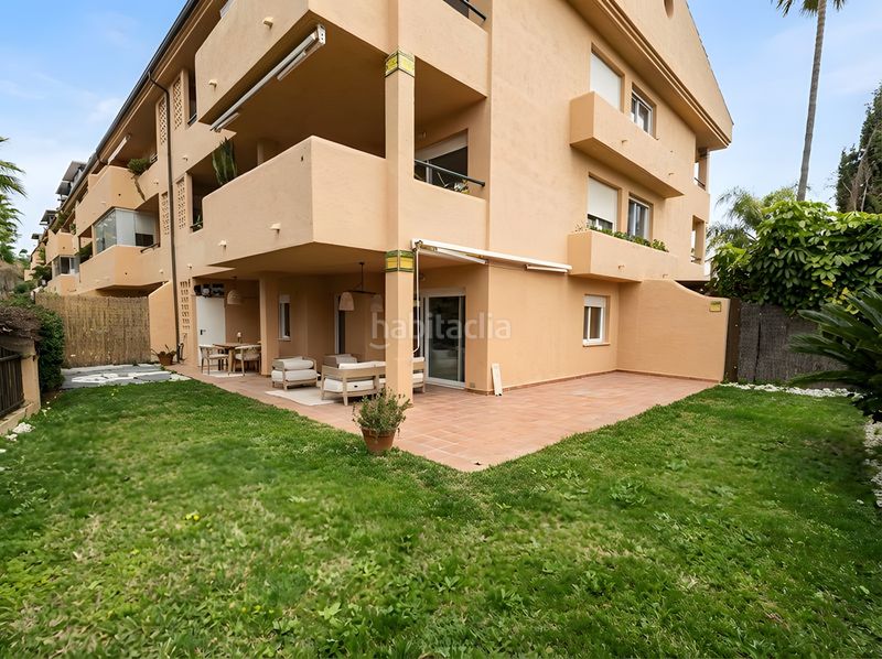 Foto d0b00cbb-3571-409c-a3c1-061b599cfc85. Planta baixa amb aparcament piscina a Las Chapas - Alicate Playa Marbella