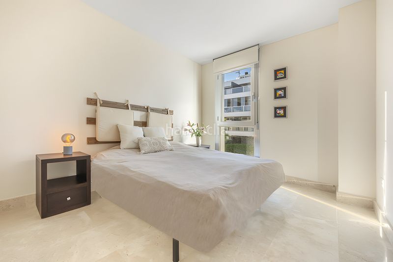 Foto b2d5b2e3-a68a-45af-8a21-b13f28994e83. Apartament amb aparcament piscina a Manilva pueblo Manilva