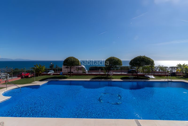 Foto 2ddd65df-0b4b-4abb-8dc6-a9825ba88115. Apartament amb aparcament piscina a Manilva pueblo Manilva