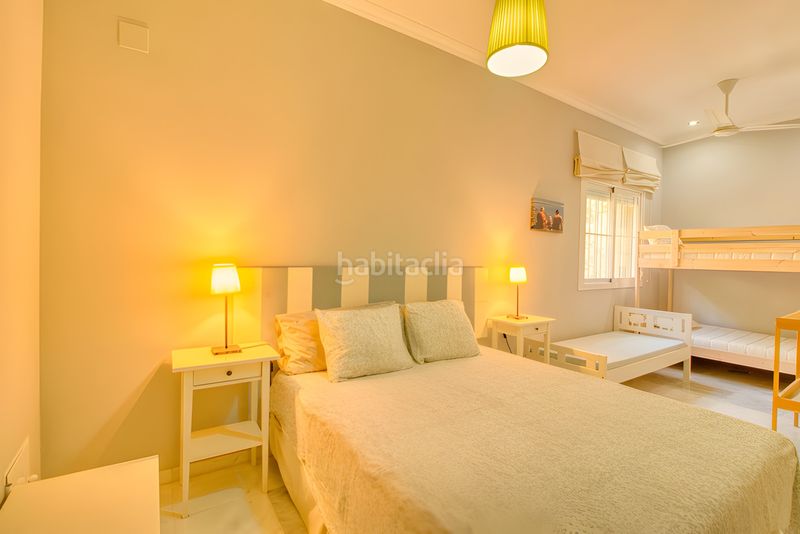 Foto 78c26aa6-ff2f-4314-839d-7c4283946191. Apartament amb aparcament piscina a Manilva pueblo Manilva