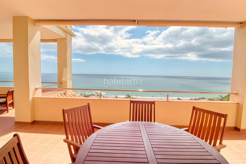 Foto 9cf25d8d-448f-4335-8981-08f5c70ef3f0. Apartament amb aparcament piscina a Manilva pueblo Manilva