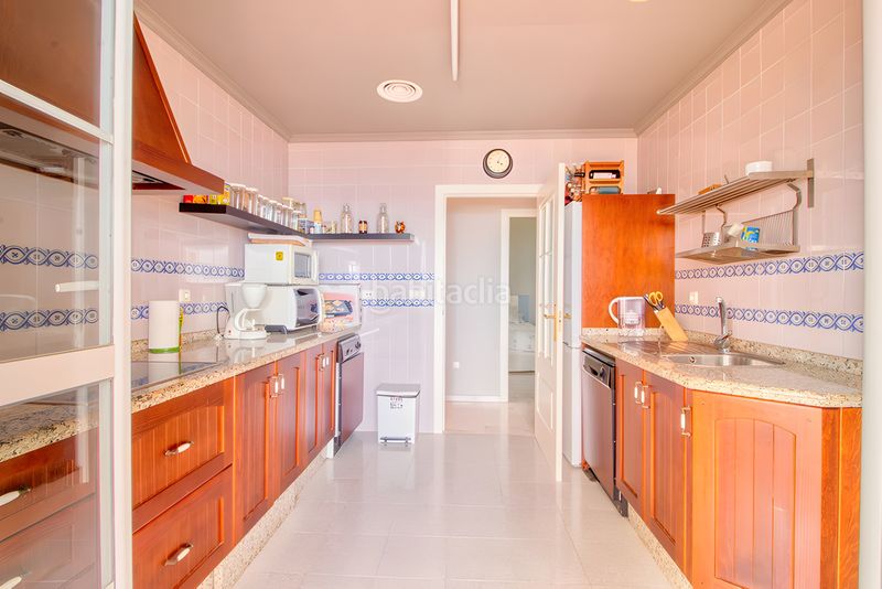 Foto ed89b804-a388-407a-a8c2-d2092bbed7a4. Apartament amb aparcament piscina a Manilva pueblo Manilva