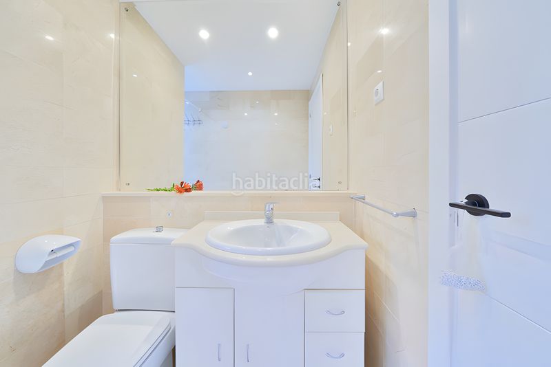 Foto 163f58bd-6dc7-4bdb-ba68-4e556e7f46e7. Apartament amb aparcament piscina a Elviria Marbella