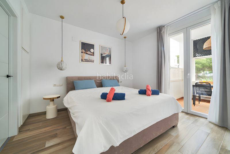 Foto 5bc9c6e2-dff6-4eb0-8463-dcaac2b0e5a5. Apartament amb aparcament piscina a Elviria Marbella