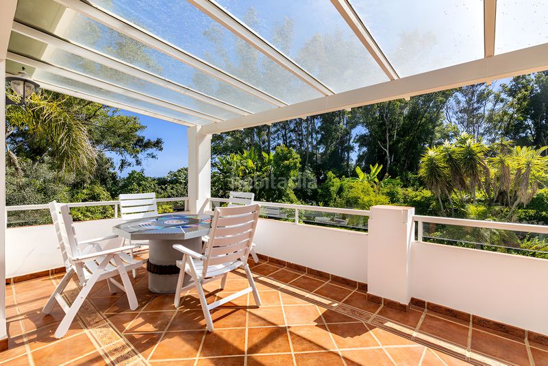 Foto bd517f21-127a-4a16-ba6b-fa2c3d9e0bf1. Casa amb aparcament piscina a Centro Estepona