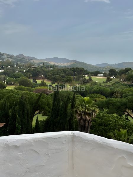 Foto b1771175-ffdb-4559-a133-bf6434fbf709. Àtic amb aparcament piscina a Río Real Marbella