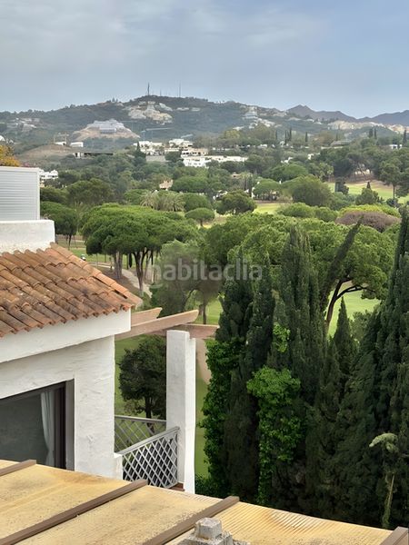 Foto e0fd3f4c-50a3-40a1-83c9-27e30ccba007. Àtic amb aparcament piscina a Río Real Marbella