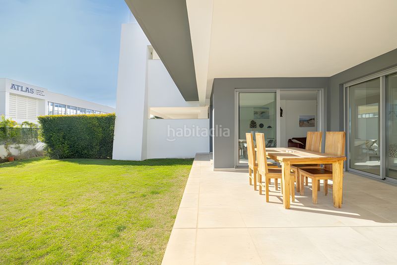 Foto 4ce05f90-0648-443f-9607-ed14f844c343. Apartament amb aparcament piscina a Villacana - Costalita - Saladillo Estepona