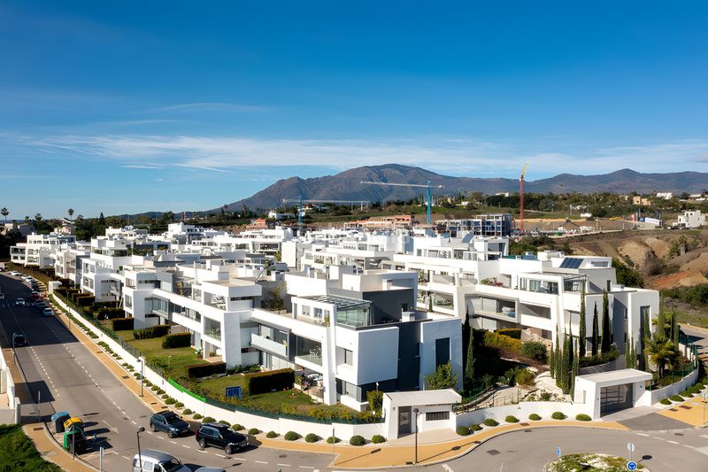 Foto c0a89827-d770-4cbc-a495-82a8b28c2af5. Apartament amb aparcament piscina a Villacana - Costalita - Saladillo Estepona