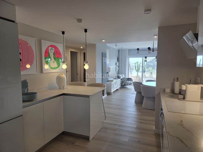 Foto 0d0a965c-90e9-4cae-8745-0a0de466ddf8. Piccolo appartamento con parcheggio piscina in Nueva Andalucía centro Marbella