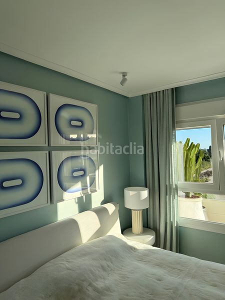 Foto 6c264078-2700-43e0-8e6c-e22ec6b6a75d. Piccolo appartamento con parcheggio piscina in Nueva Andalucía centro Marbella