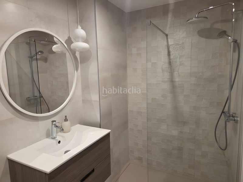 Foto eaf64040-9621-454b-ad44-42c809903fe2. Piccolo appartamento con parcheggio piscina in Nueva Andalucía centro Marbella