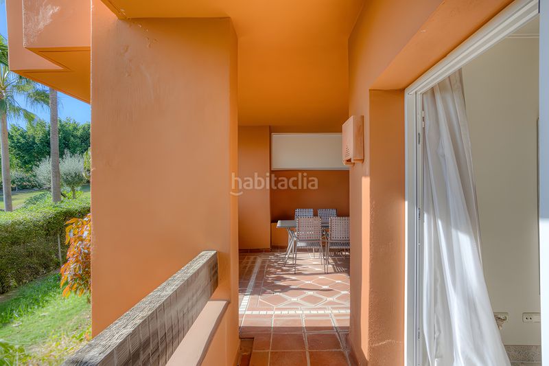 Foto b12d9e11-9ca2-40d6-915b-874d7a2ba177. Planta baixa amb aparcament piscina a Nueva Andalucía centro Marbella