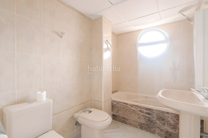 Foto b5147040-81e5-44a6-861a-df0d861974e0. Casa adossada amb piscina a Kempinski Estepona