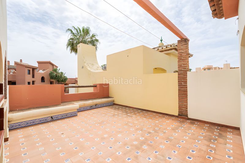 Foto d046e490-0745-401f-a8f9-3bb966f37d5e. Casa adossada amb piscina a Kempinski Estepona