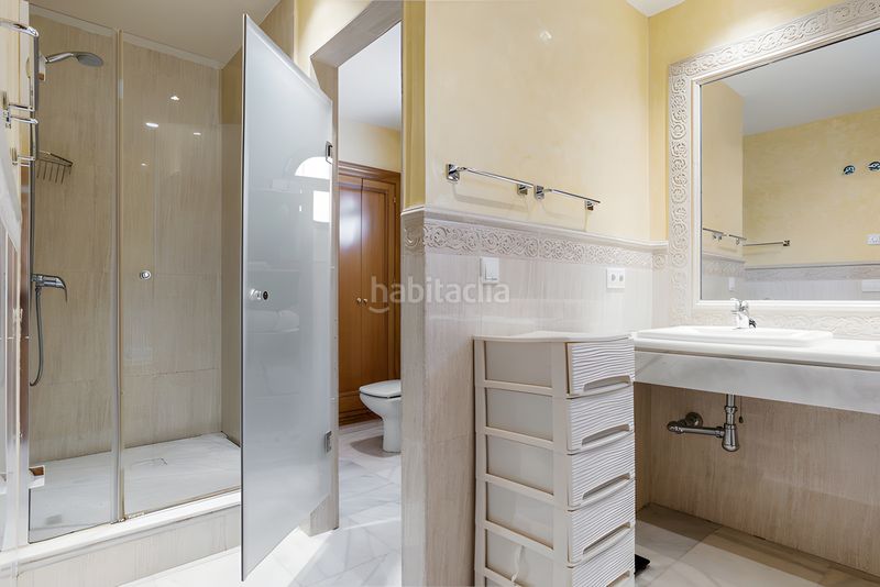Foto 8ccd392a-a3e0-4b96-9efb-d1571801d625. Planta baixa amb aparcament piscina a Puente Romano Marbella