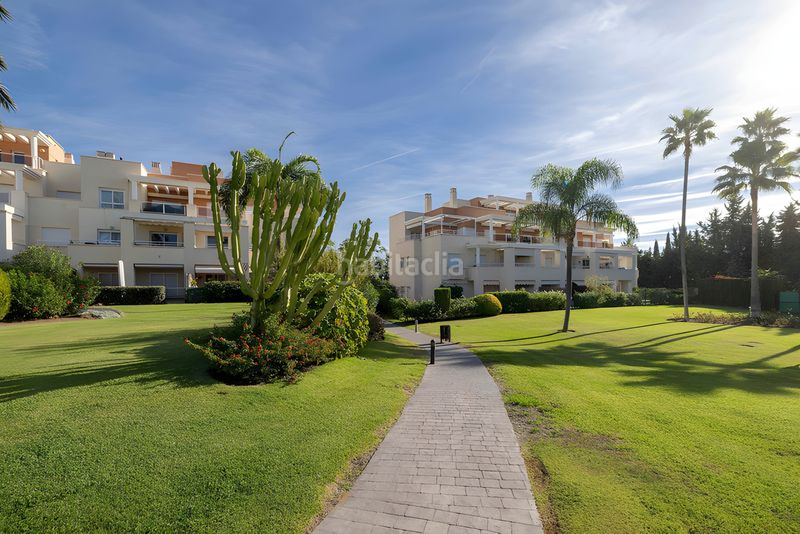 Foto eeb0afd9-a47d-4704-8bce-a678a02d9cda. Àtic amb aparcament piscina a Centro Estepona