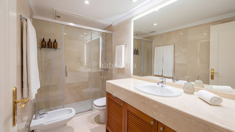Foto 1209a02d-9078-4a14-9589-732105c37080. Àtic amb aparcament piscina a La Carolina - Guadalpín Marbella