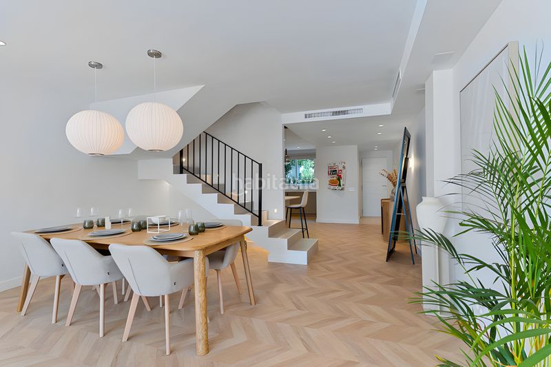 Foto a5a02aae-366a-465f-ba26-ca5e13c9ae39. Casa adossada amb aparcament piscina a Puente Romano Marbella