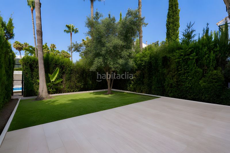 Foto 815a8c37-a38f-4f9c-af04-8502785a0688. Casa adossada amb calefacció aparcament piscina a Marbella