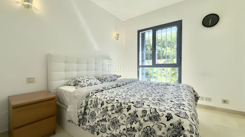 Foto a52219a8-1a60-4e9d-b040-4784729aefff. Casa adossada amb calefacció aparcament piscina a Marbella