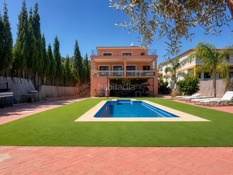Foto b608fd0a-12cd-46f1-a3fa-aab072caa2d8. Casa amb calefacció aparcament piscina a Centro Histórico Málaga