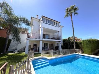 Casa a El Faro de Calaburra - Chaparral