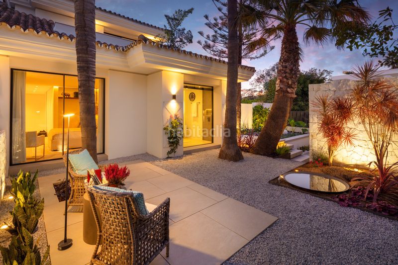 Foto d68a0b07-8743-4e6a-a77f-06547e511f41. Casa amb aparcament piscina a Nueva Andalucía centro Marbella
