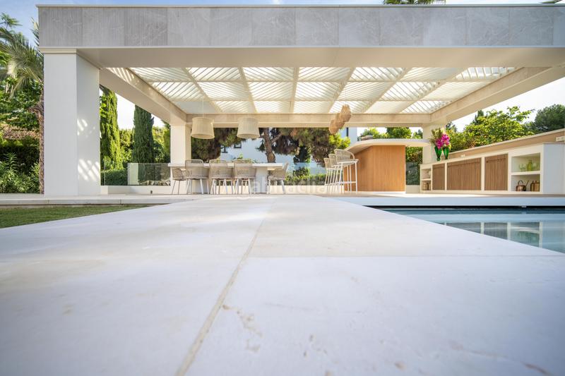 Foto e4705dae-bd04-4f0e-9daa-3ac658685cc3. House with parking pool in Puente Romano Marbella