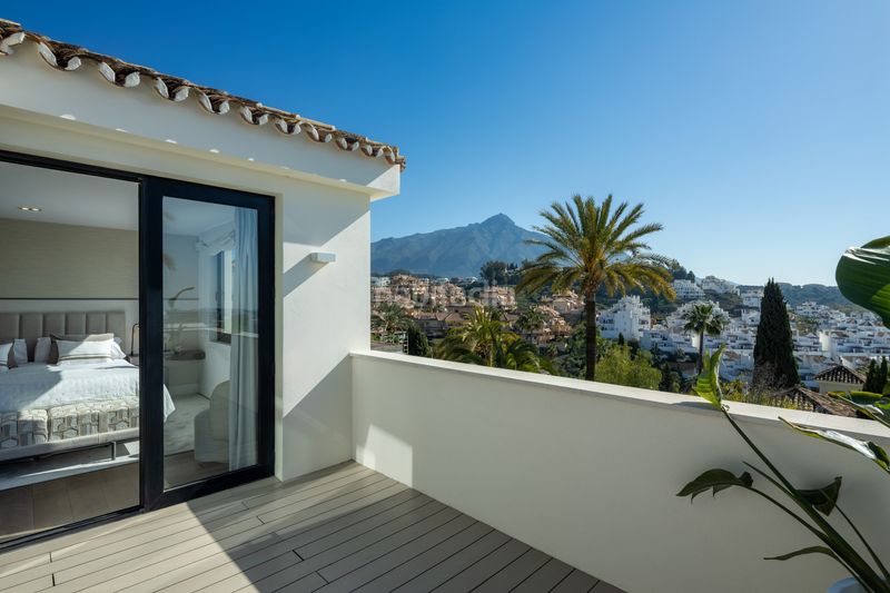Foto 2f4b352c-7435-4601-92d4-c89f0214bc18. Casa a Nueva Andalucía centro Marbella
