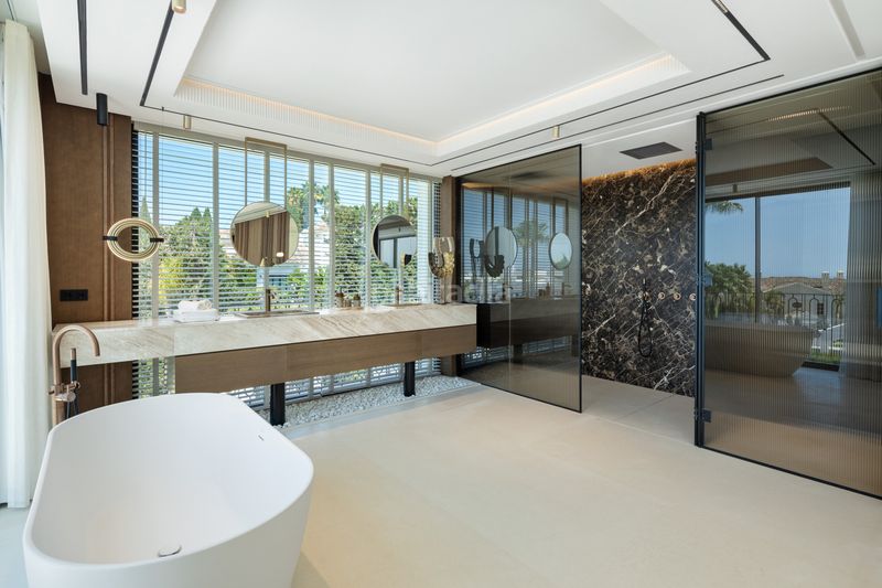 Foto 69d2e070-d420-4959-b8f2-27525e2b8690. Maison avec parking piscine dans Puente Romano Marbella