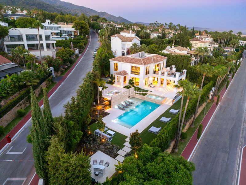 Foto ae3f97df-b3a7-4dbb-958e-f93533c0792f. Maison avec parking piscine dans Puente Romano Marbella