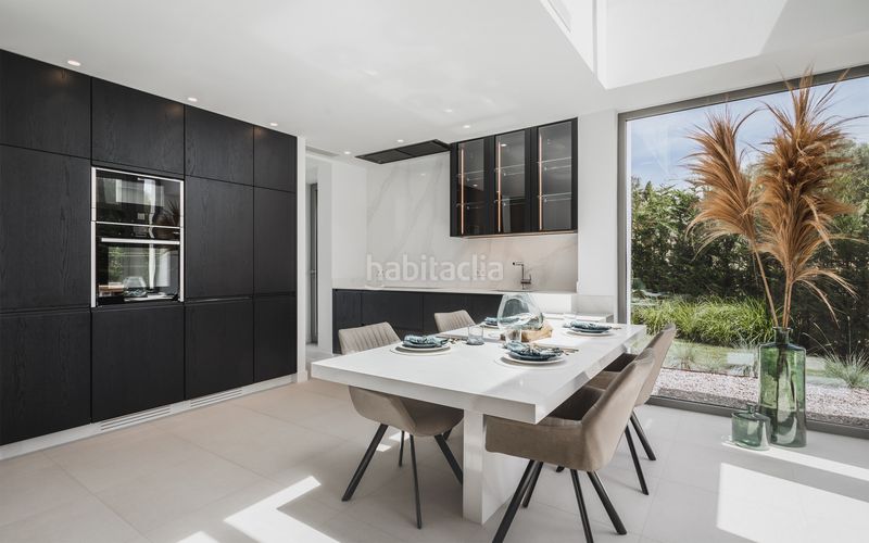 Foto 42ba4508-50e0-4697-b440-c43c2ee2a156. Maison avec parking piscine dans Casco Antiguo Marbella
