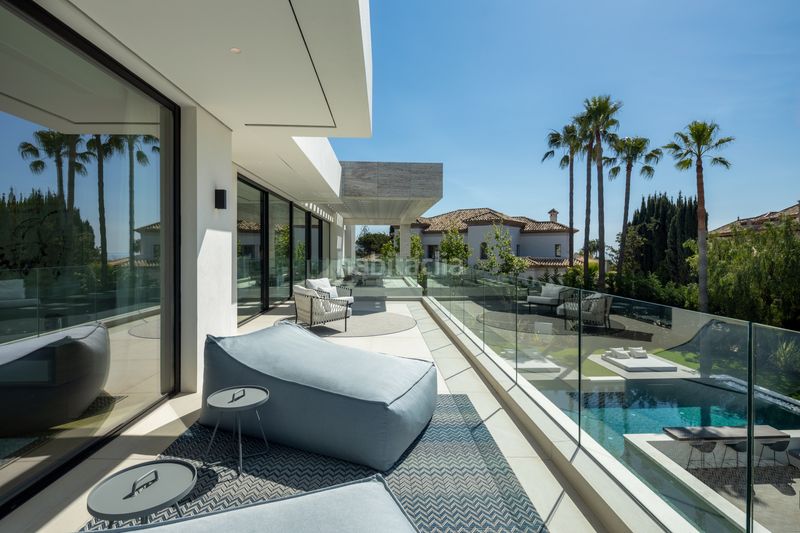 Foto 0b96a05d-42ba-4f5b-803a-d84755dc782f. Casa amb aparcament piscina a Nueva Andalucía centro Marbella