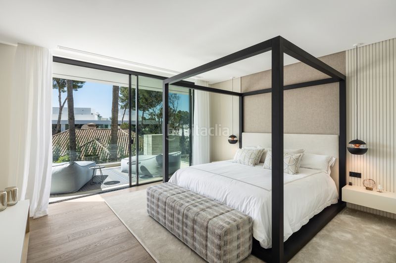 Foto 0d3a9945-ce97-45c3-a20e-c205e3f5a351. Casa amb aparcament piscina a Nueva Andalucía centro Marbella