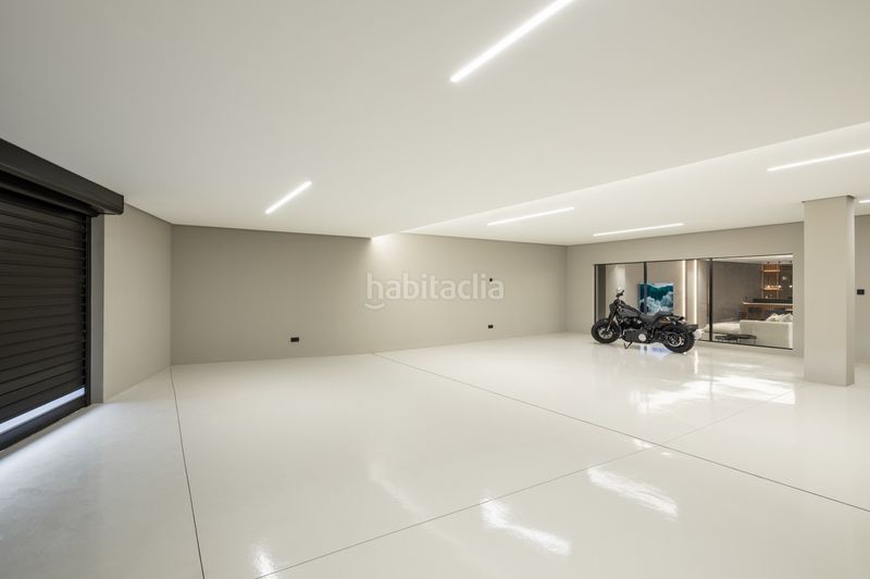 Foto 6612b185-7c8f-4de1-9417-491d6496eba1. Casa amb aparcament piscina a Nueva Andalucía centro Marbella