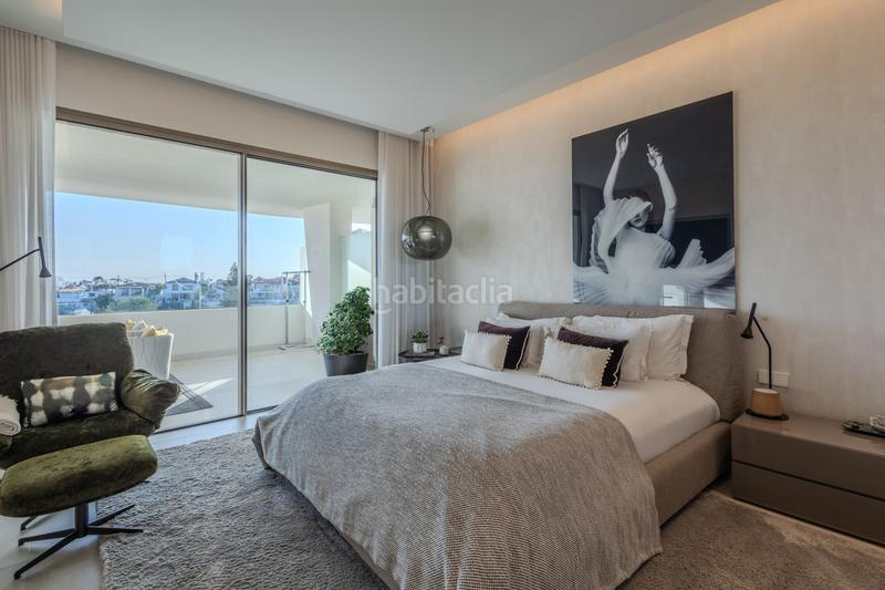 Foto c0efb84a-ec21-42aa-b049-d78ec00c5d3b. Doppelhaus mit parking pool in Nueva Andalucía centro Marbella