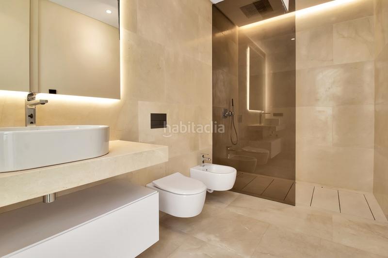 Foto a1e16002-3cf6-4b86-a21f-2c4d8d9b2318. House with parking pool in Puente Romano Marbella