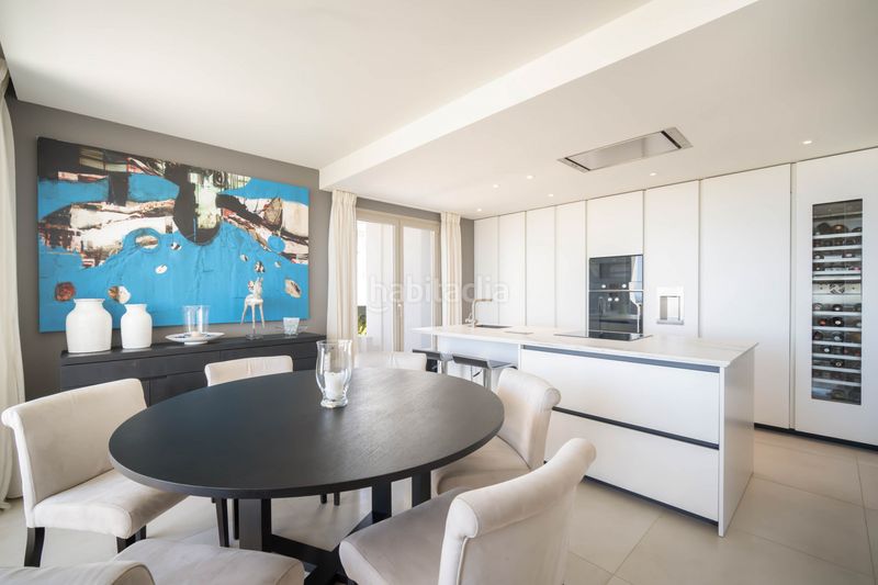 Foto 7648bb1a-d3df-4606-ba8f-4d2779f74c85. Piano terra in Nueva Andalucía centro Marbella