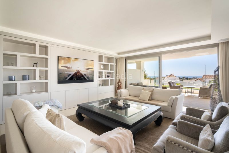 Foto a6d33d9d-c6ee-424e-9787-31be6bf98bbe. Piano terra in Nueva Andalucía centro Marbella
