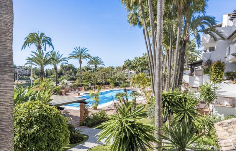 Foto 8c03bd66-1bda-4e39-8968-0ad7682ed3eb. Zweistöckige wohnung in Puente Romano Marbella