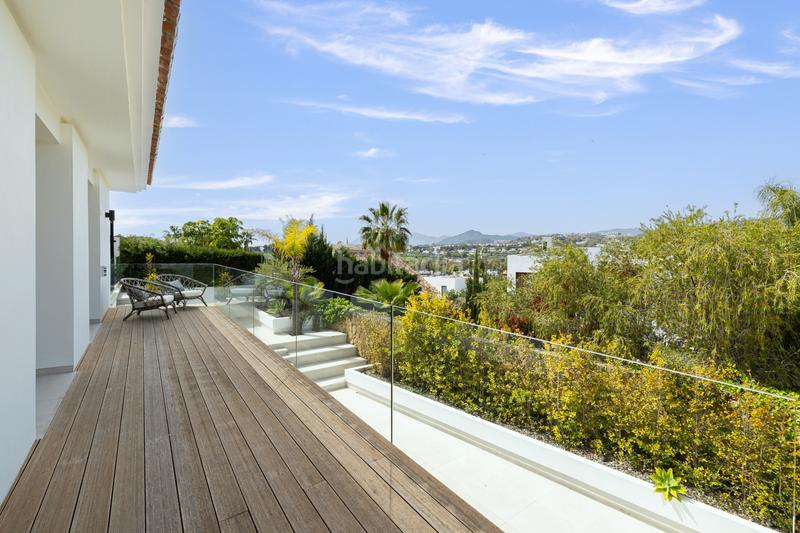 Foto d2ba8f1e-04b4-433c-b428-ad8ea1ddb573. Casa amb piscina a Nueva Andalucía centro Marbella