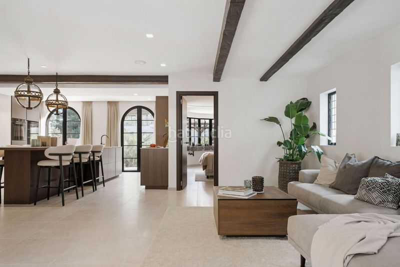 Foto 0e62d2bf-0edc-43ce-af69-ec82fd0f8204. Maison avec parking piscine dans Las Brisas Marbella