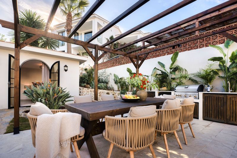 Foto 73b6467d-8ff2-4c02-921f-0385481638a0. Maison avec parking piscine dans Las Brisas Marbella