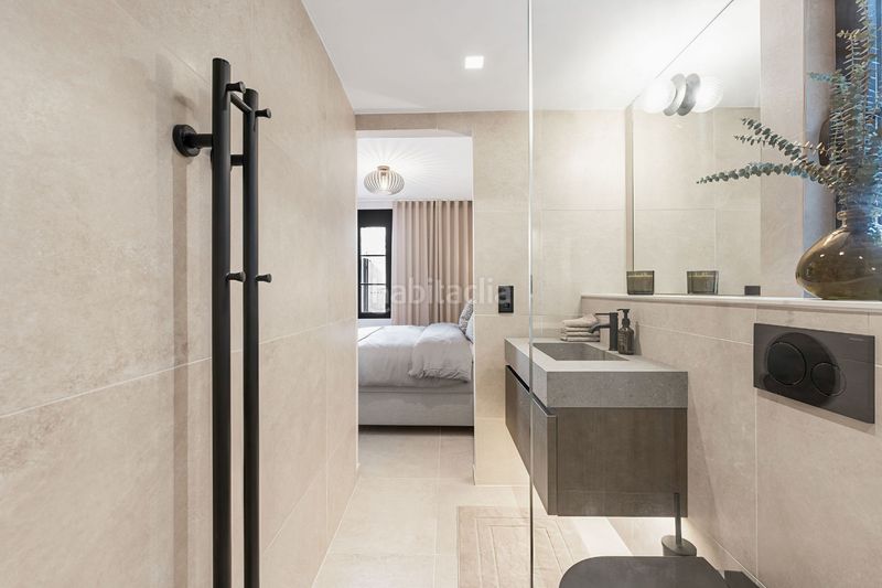 Foto f3404eb4-6c7c-4783-b653-a3a42a97aff3. Maison avec parking piscine dans Las Brisas Marbella