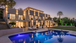 Casa en Nueva Andaluca centro. Villa in las brisas