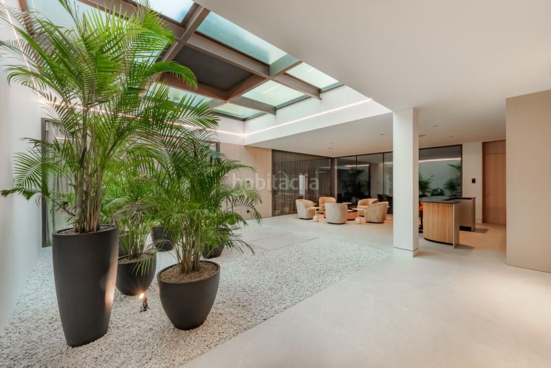 Foto 91c60514-5a25-4396-a71b-b4a42752ca54. Haus mit parking pool in Puente Romano Marbella