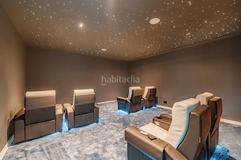 Foto daed1aea-22b1-4691-b2d9-a59702a2de86. Haus mit parking pool in Puente Romano Marbella