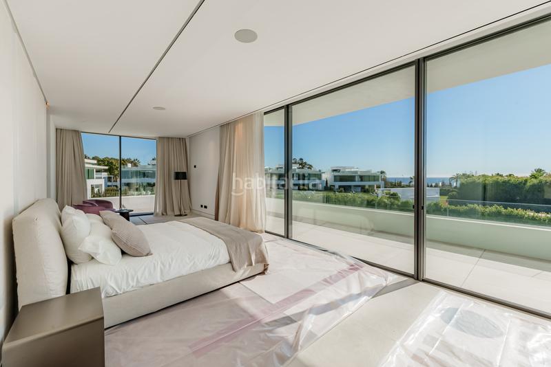 Foto c1e545d6-23b9-4386-8fad-d6ae7e81db60. House with parking pool in Puente Romano Marbella