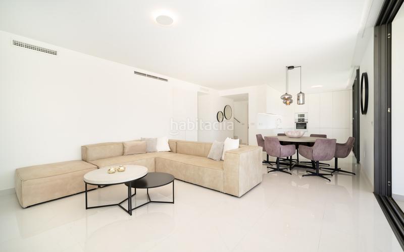 Foto 06c66d93-5482-410e-a4fa-5c7d163c334e. Attico con parcheggio piscina in Sotoserena Estepona